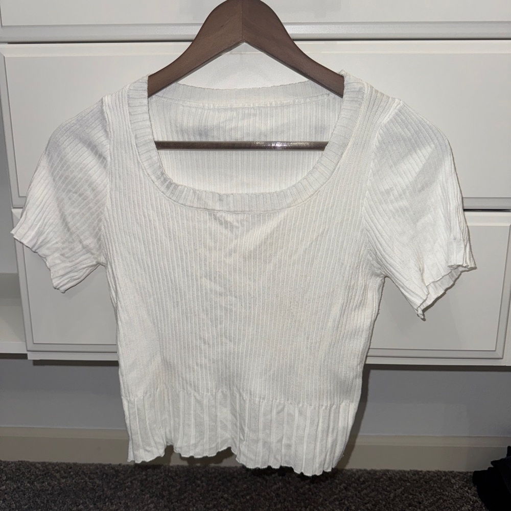 NEW White Top
